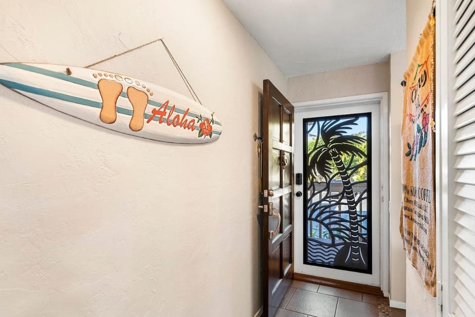 KONA - Royal Kahili B205 End Unit - Gorgeous Views Apartment in Holualoa