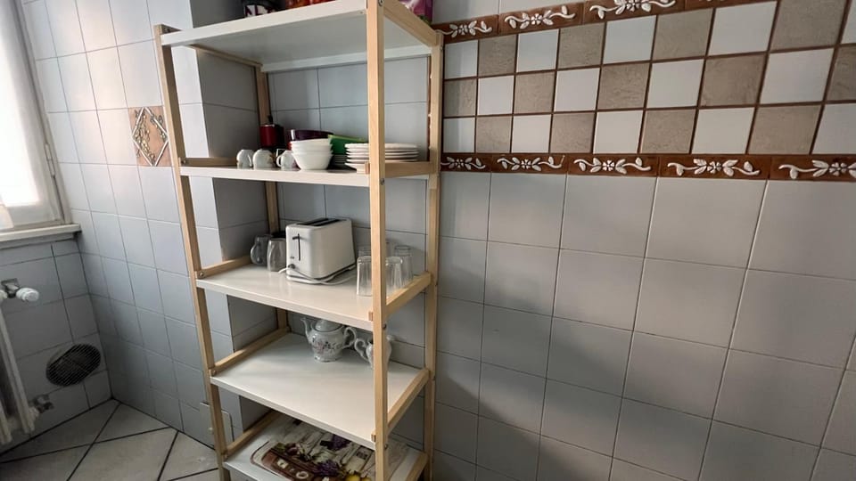 Kitchen or kitchenette, kitchen