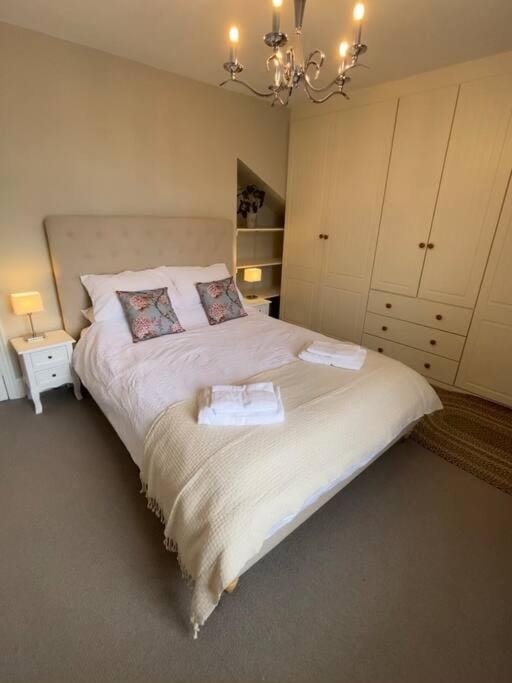 Cheerful and spacious 3 bed home in Clitheroe House in Clitheroe