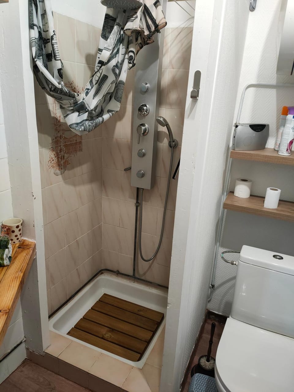 Shower, Bathroom