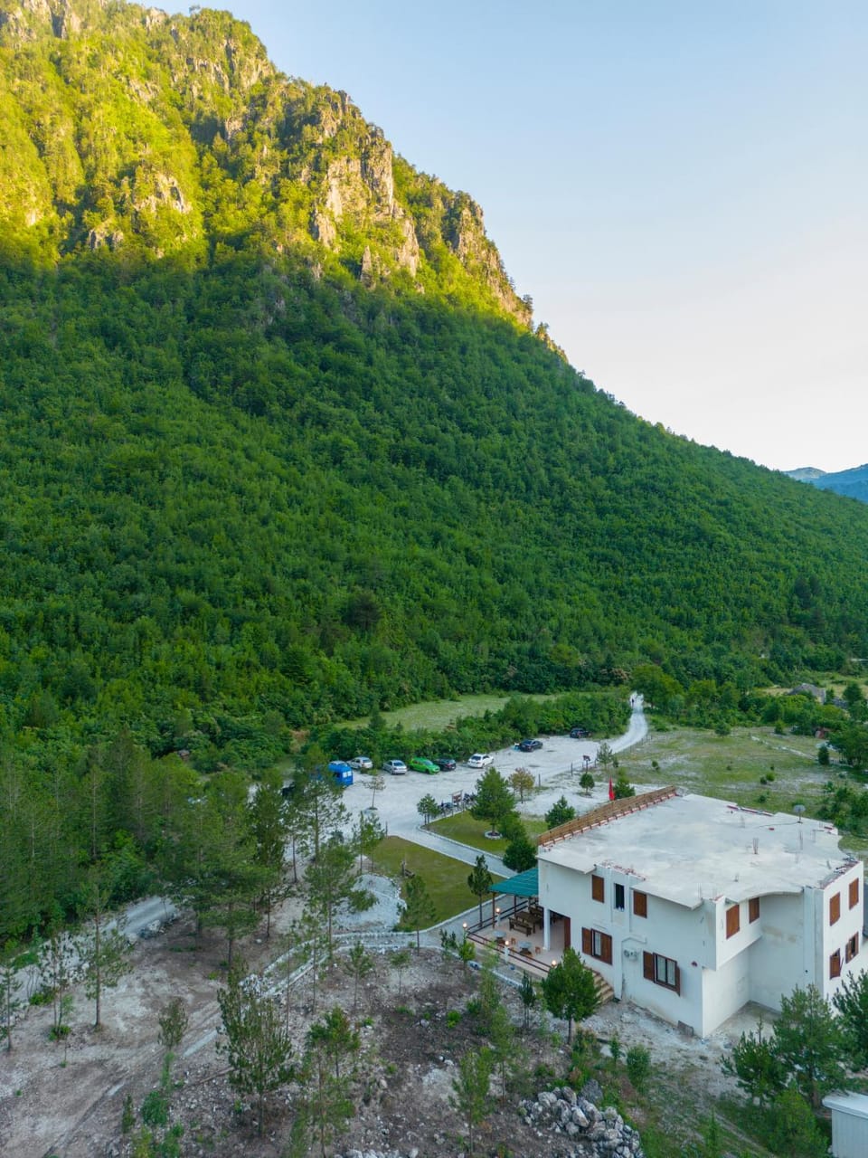 Property building, Spring, Day, Natural landscape, Mountain view