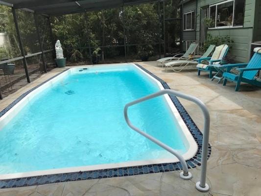 Patio, Swimming pool, Swimming pool, sunbed