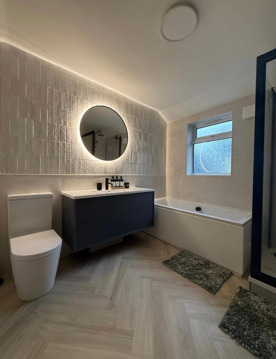 Toilet, Bathroom, Bath