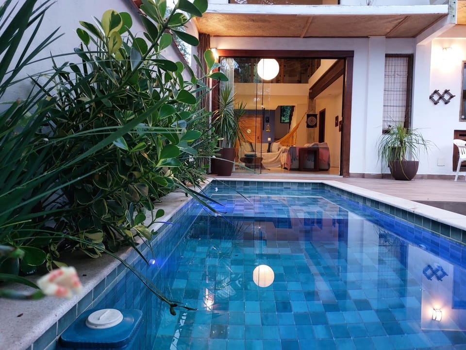 Casa Canto dos Saíras House in State of Rio de Janeiro