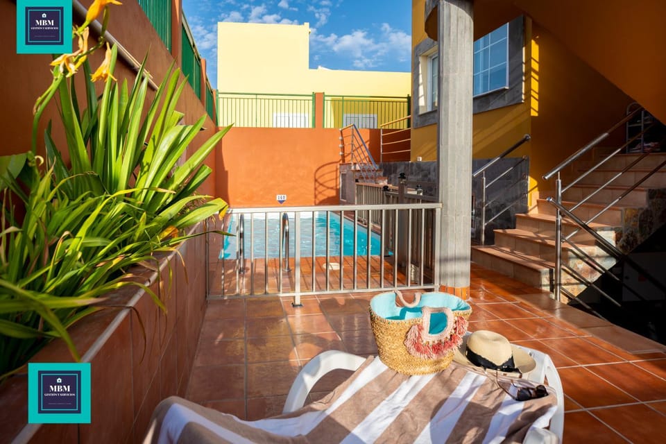 View (from property/room), Pool view