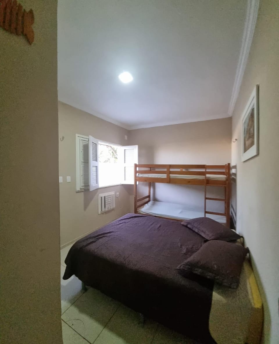 Bed, Photo of the whole room, bunk bed
