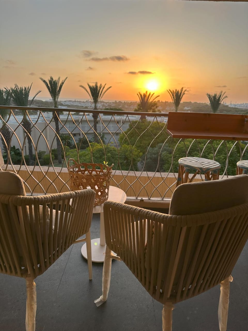 Patio, Day, Natural landscape, View (from property/room), Balcony/Terrace, Balcony/Terrace, Seating area, Sea view, Sunset