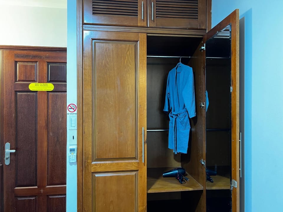wardrobe