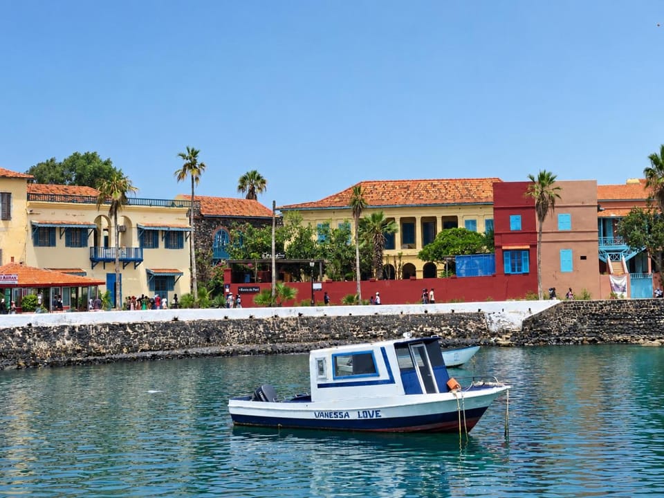 RÉSIDENCE DU PORT - Île de Gorée Bed and Breakfast in Dakar