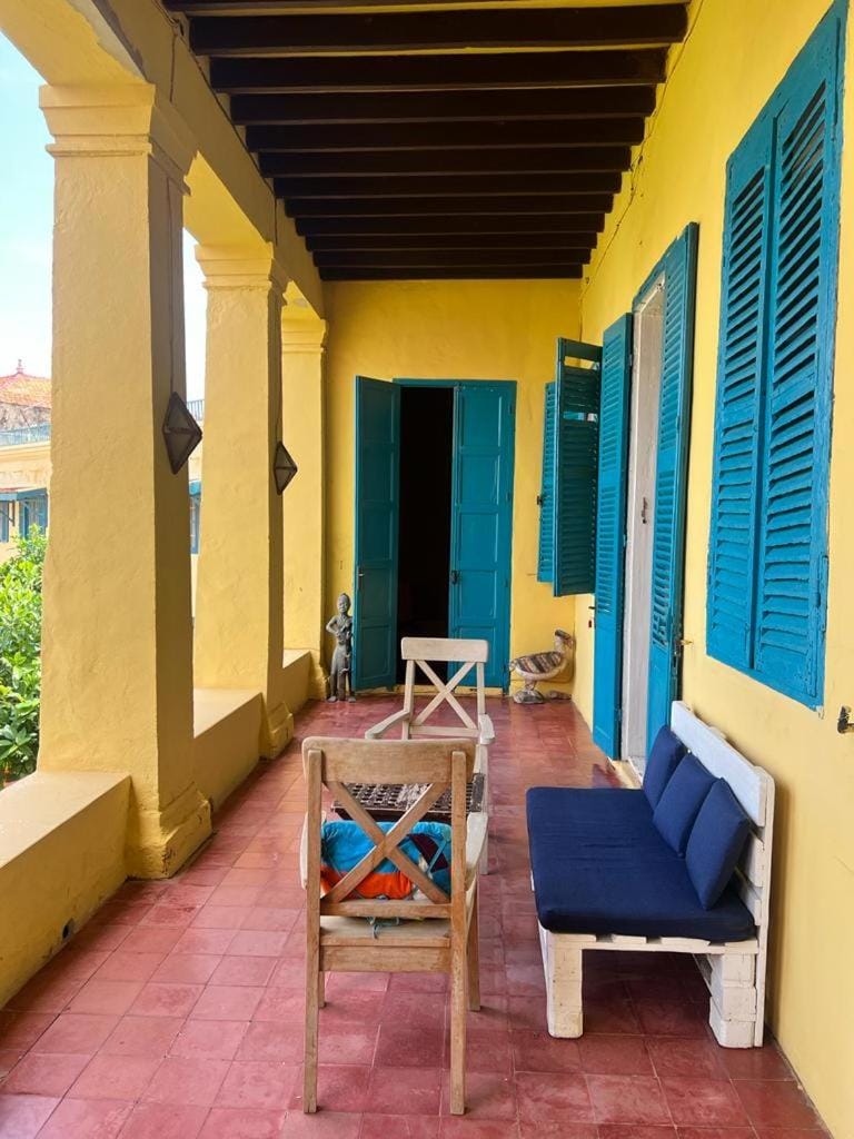RÉSIDENCE DU PORT - Île de Gorée Bed and Breakfast in Dakar