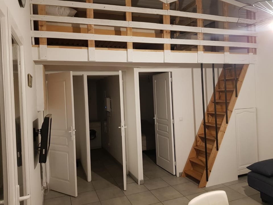 Petite maison agreable avec jardin privatif House in Pays de la Loire