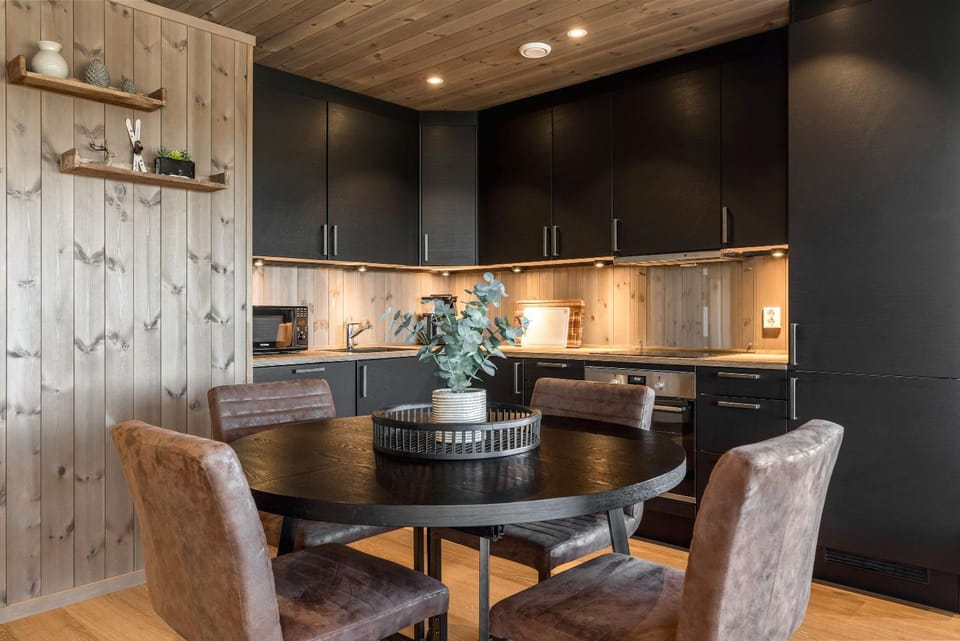 Seating area, Dining area, dishwasher, microwave, kitchen