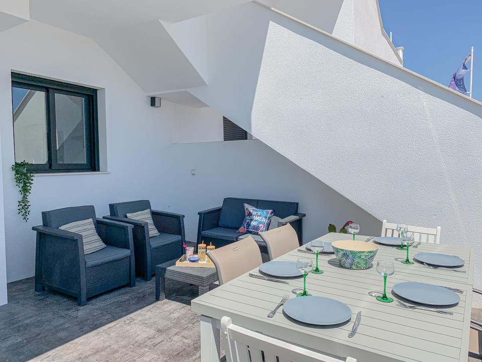 Patio, Balcony/Terrace