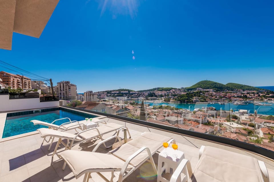 Day, City view, Sea view, Swimming pool