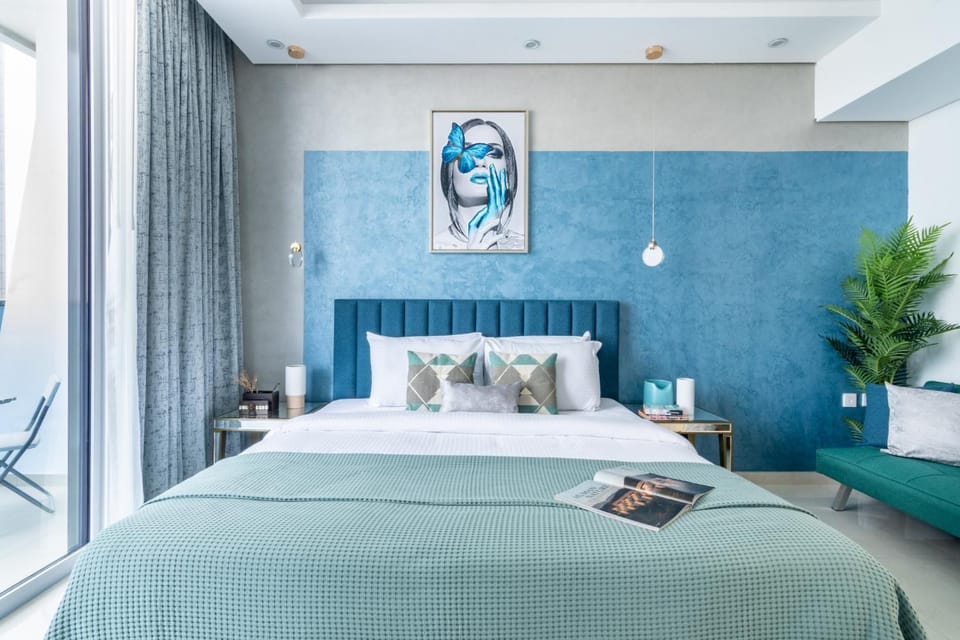 The Smart Concierge - Waves by Kasco Apartment in Dubai