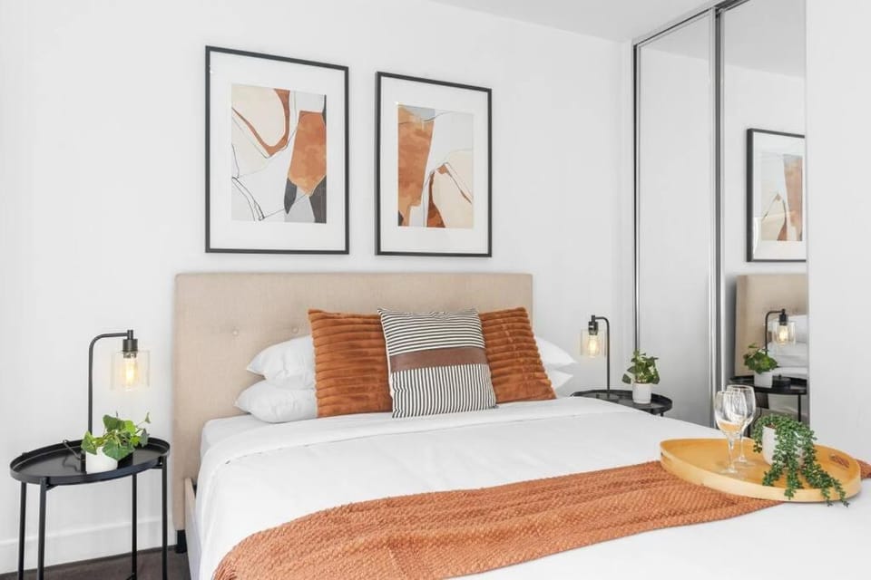 Hidden Gem at Caulfield Park Apartment in Melbourne