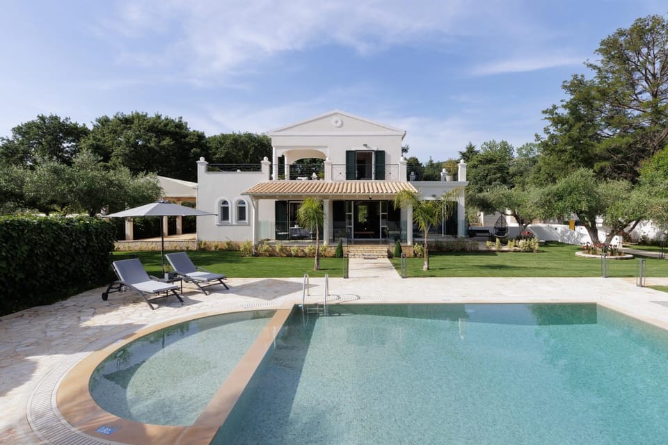 Garden view, Pool view