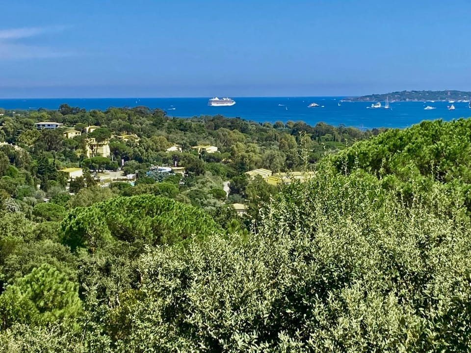 Les Restanques 3120 vue mer 3 chambres Apartment in Grimaud