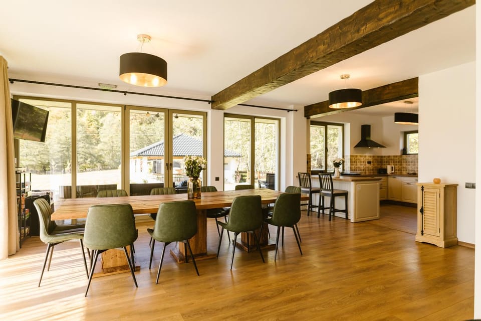 Kitchen or kitchenette, Living room, Dining area