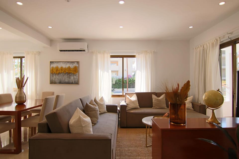 Living room, Lounge or bar, Seating area
