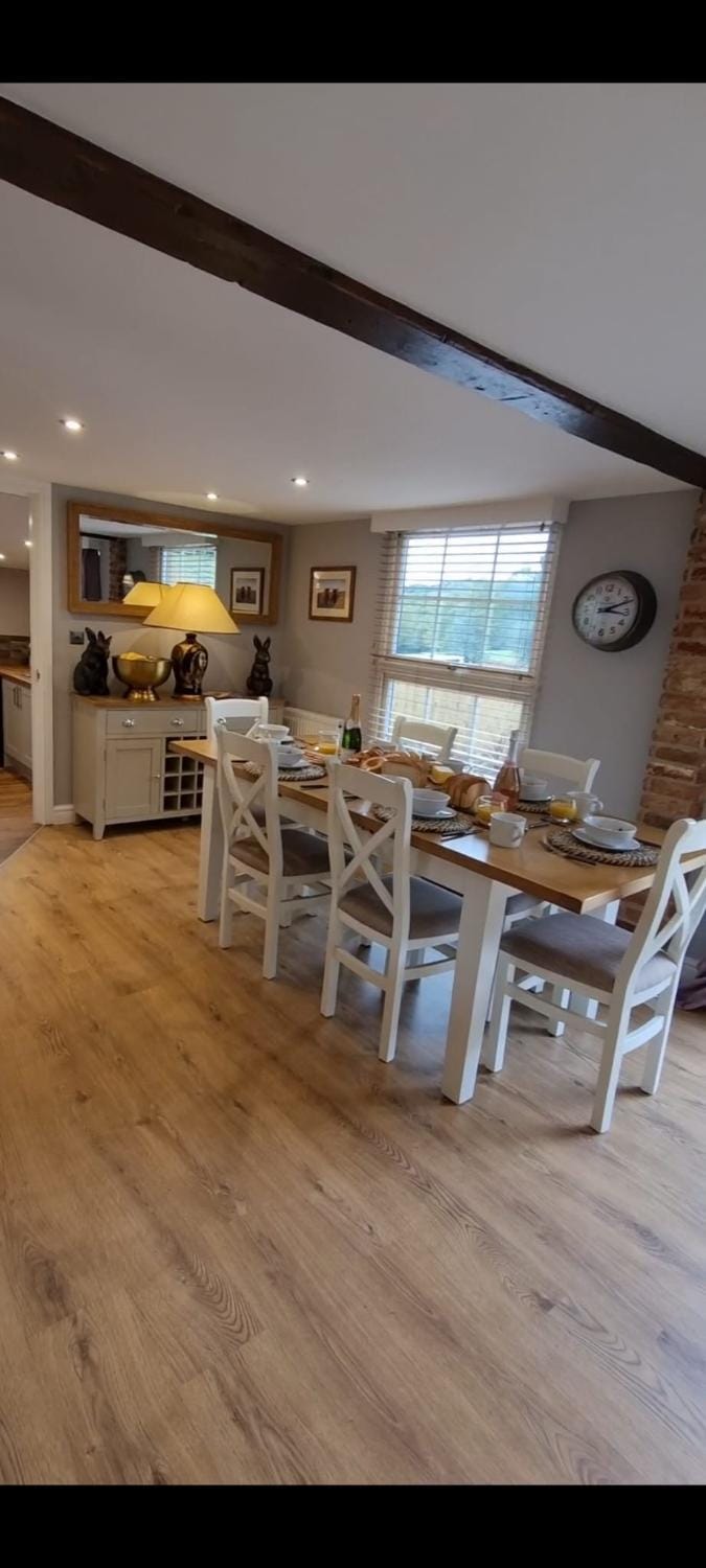 Harewell wood cabin Cabin in Borough of Harrogate