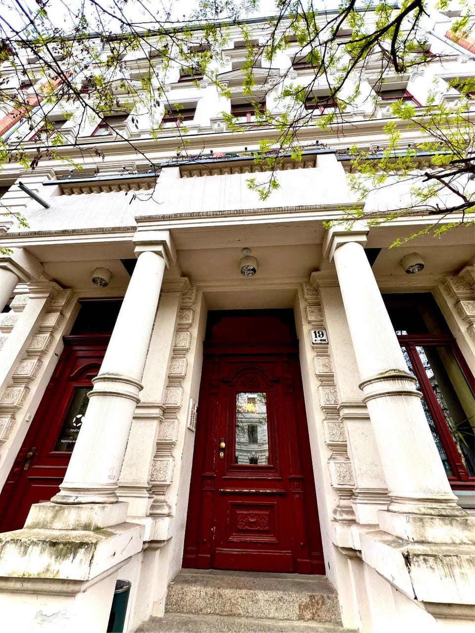 Property building, Facade/entrance