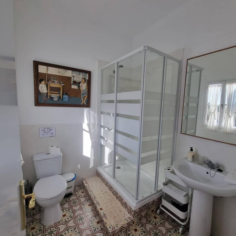 Shower, Bathroom