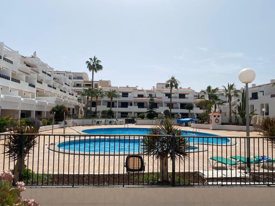 Ground floor self catering 1 bed Apartment 8A1, Los Cristianos, Tenerife Apartment in Los Cristianos