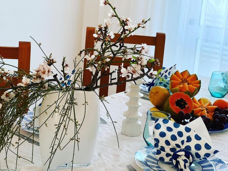 Decorative detail, Dining area, Food, Breakfast