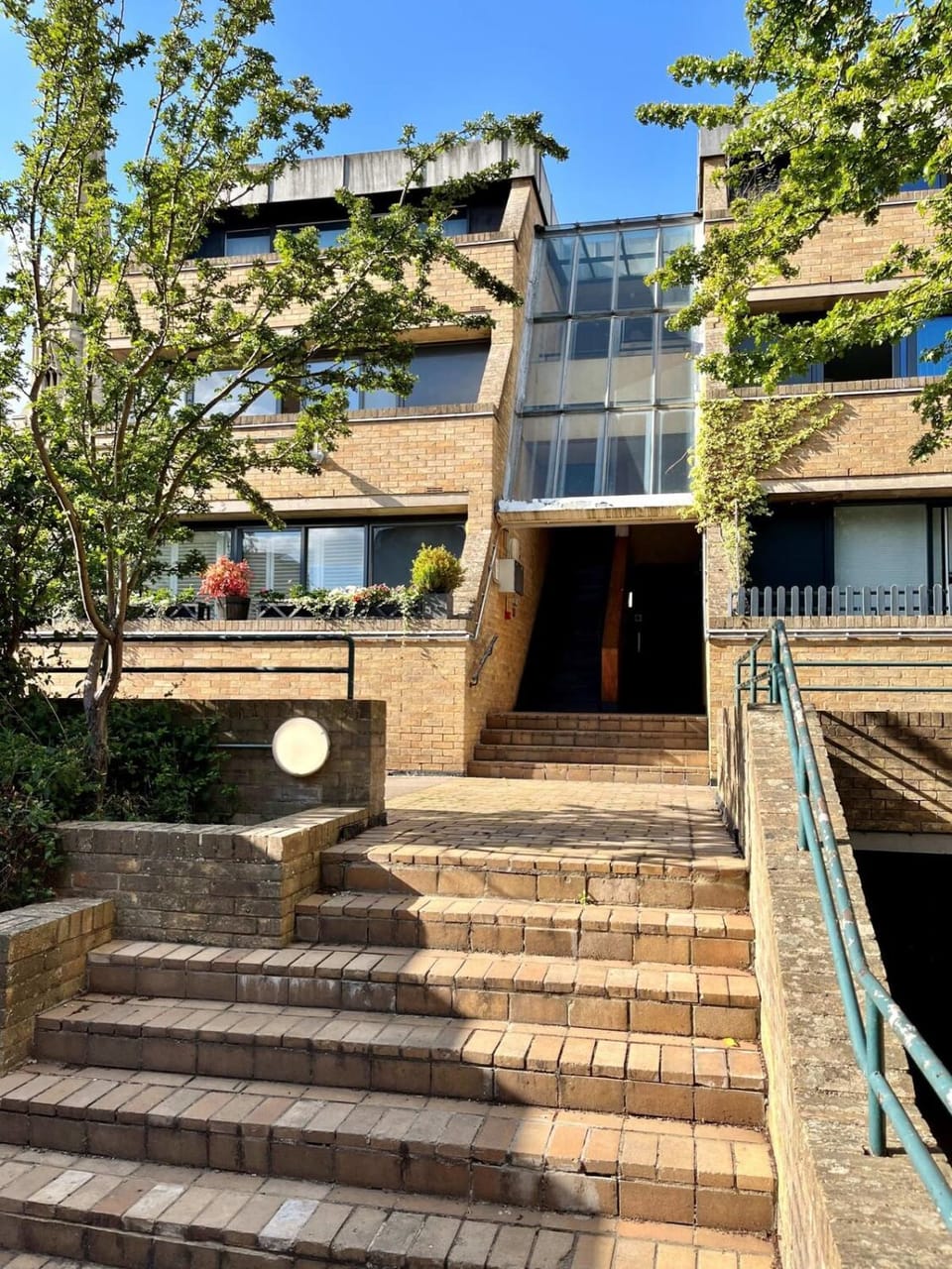 Property building, Day