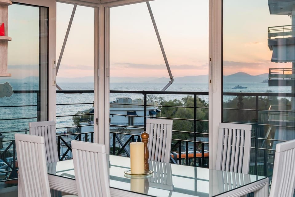 Dining area, Sea view