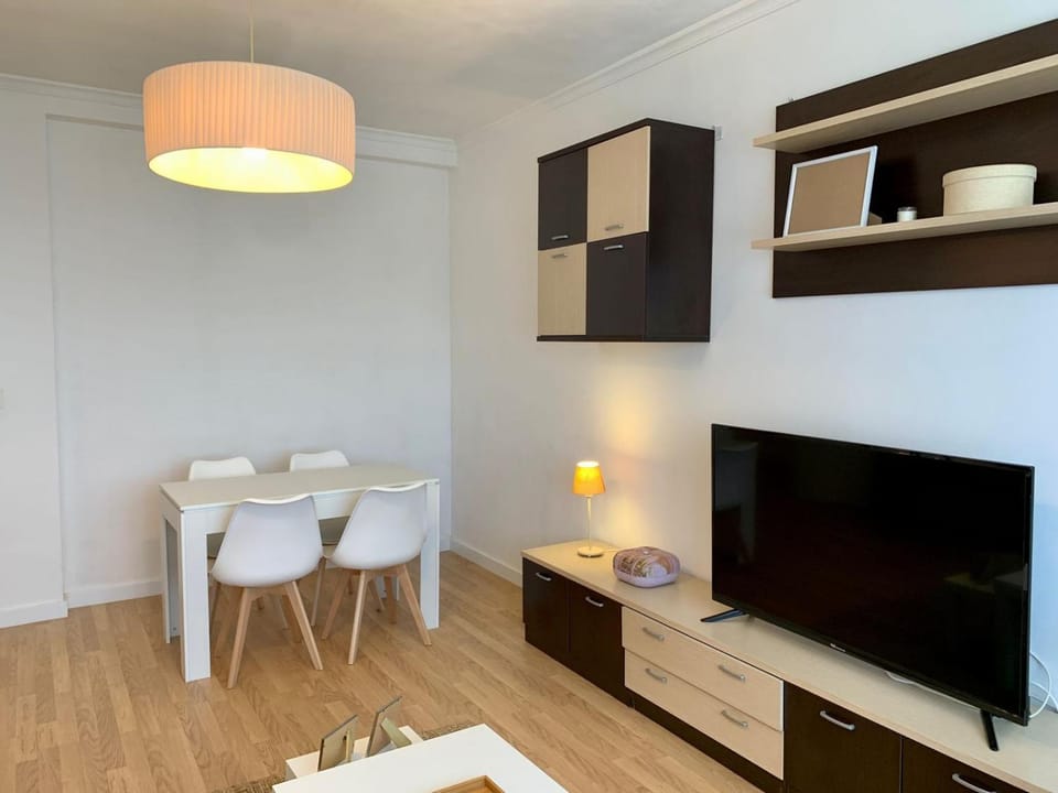 TV and multimedia, Dining area
