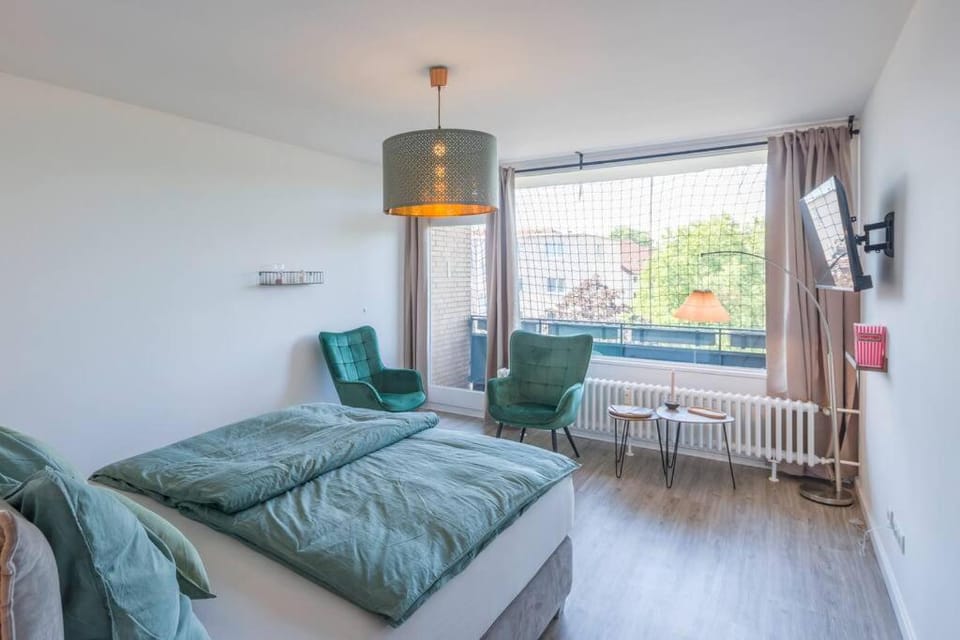 Bed, Living room, Seating area