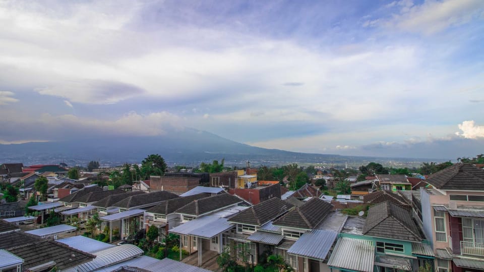 City view, Mountain view