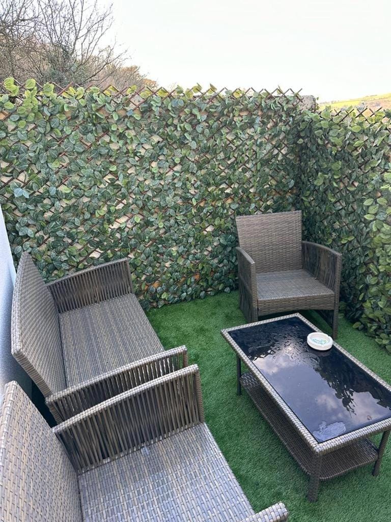 HillTop View 'Sleeping 5 guests' Villa in Londonderry