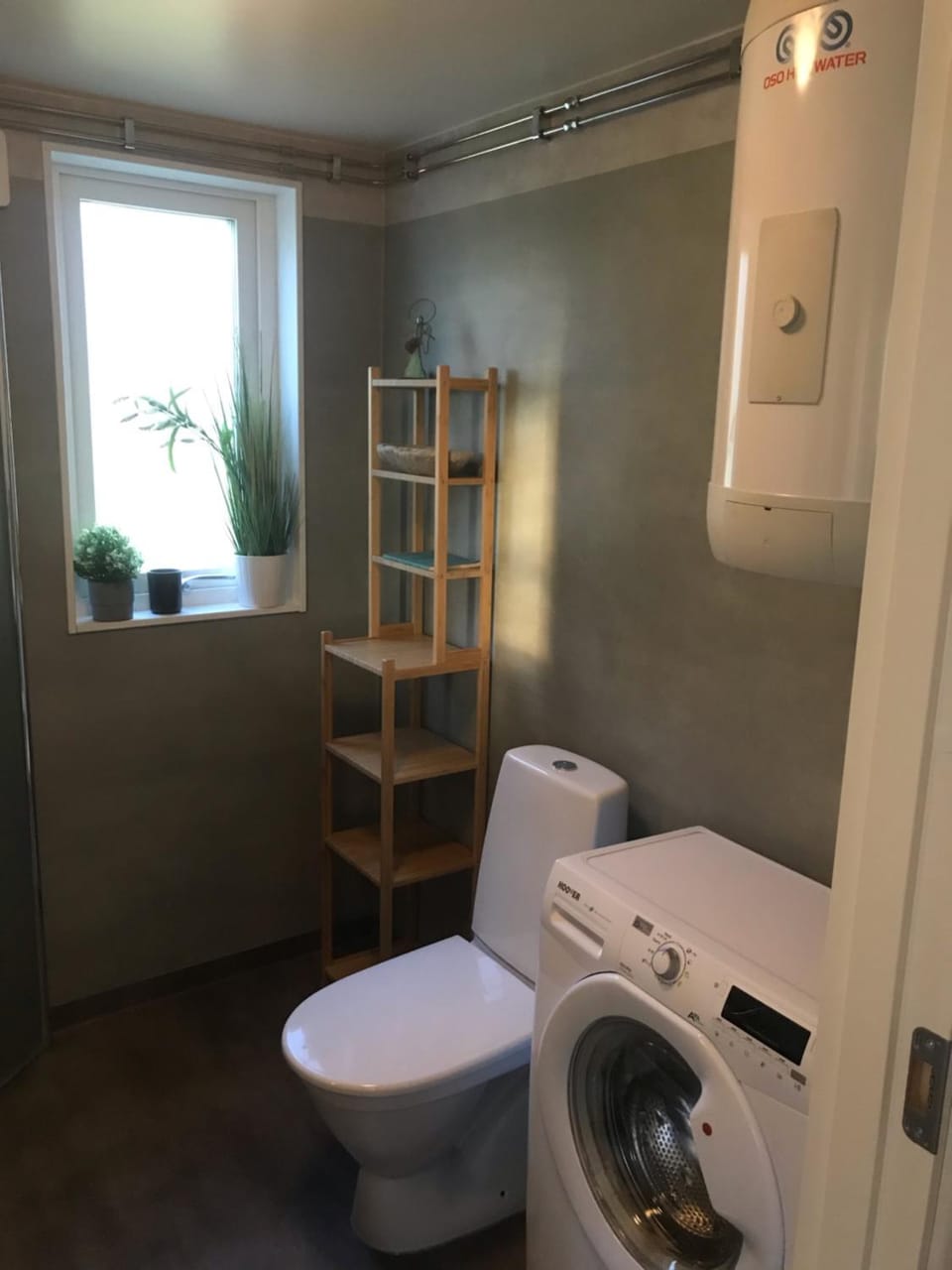 Toilet, Bathroom, washing machine