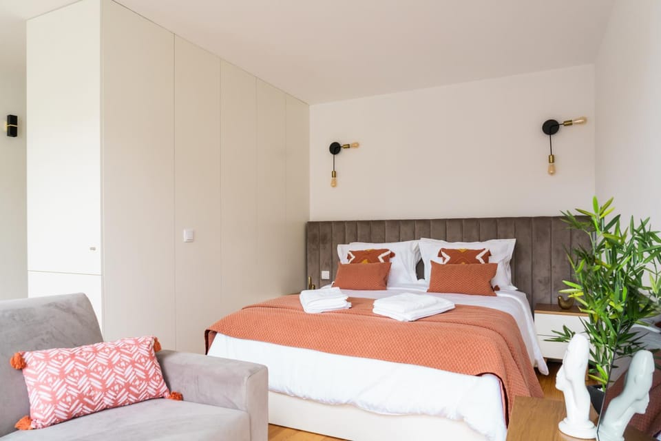 Bed, Bedroom