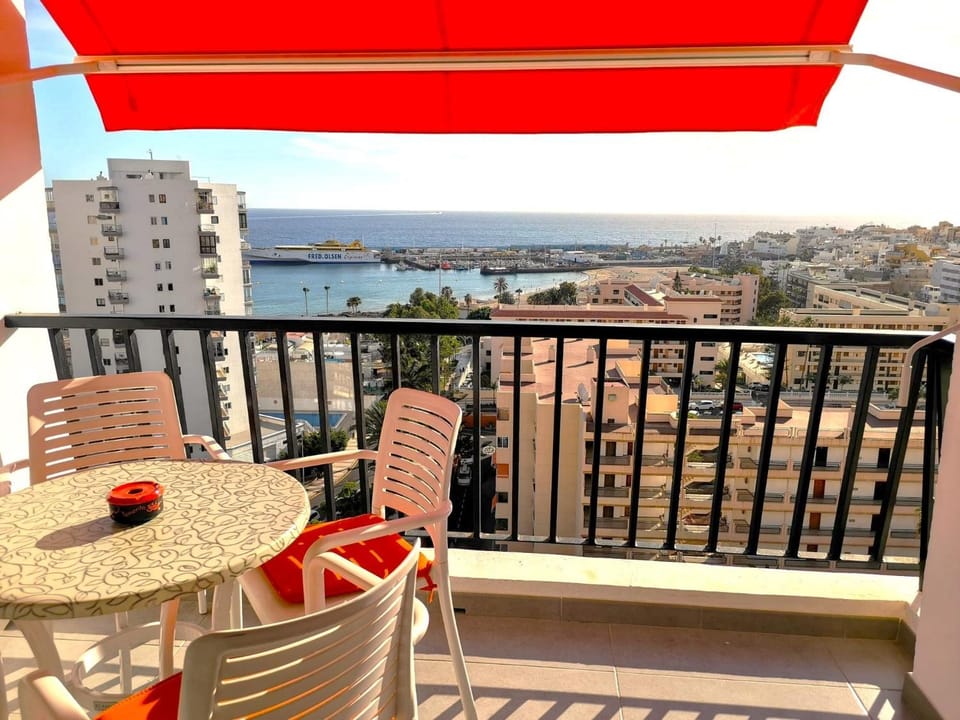 Balcony/Terrace, City view, Sea view