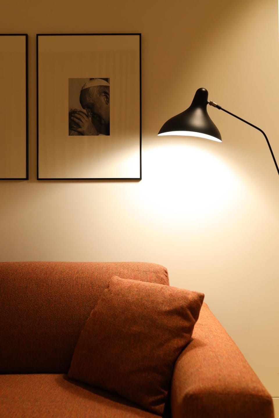 Living room, Photo of the whole room, Decorative detail, Seating area