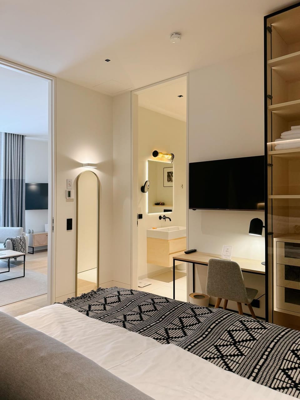 Bed, Bedroom