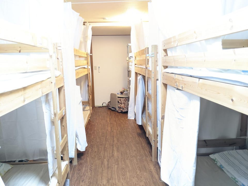 MOMO HOUSE -Asakusa Ueno- Hostel in Japan