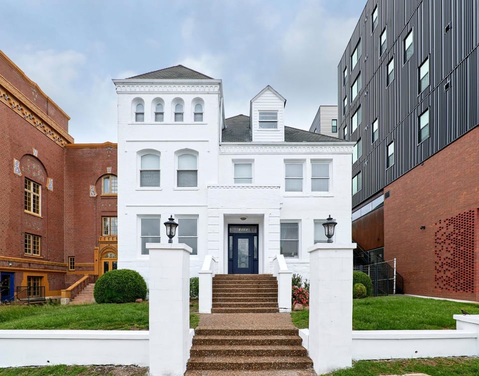 Property building, Garden