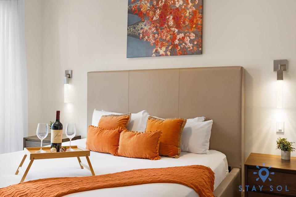 Perfect Relax - Rooftop Pool - Gym - Hot Tub Apartment in Hollywood Beach