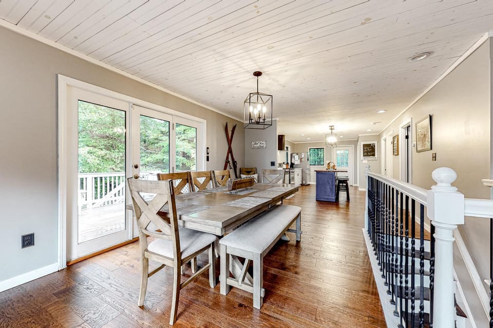 Apres Chalet House in Twin Mountain