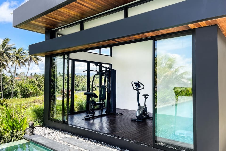 View (from property/room), Fitness centre/facilities