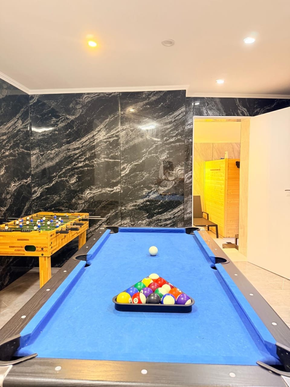 Maison privative SPA Jacuzzi Sauna Salle de jeux House in Grand Est