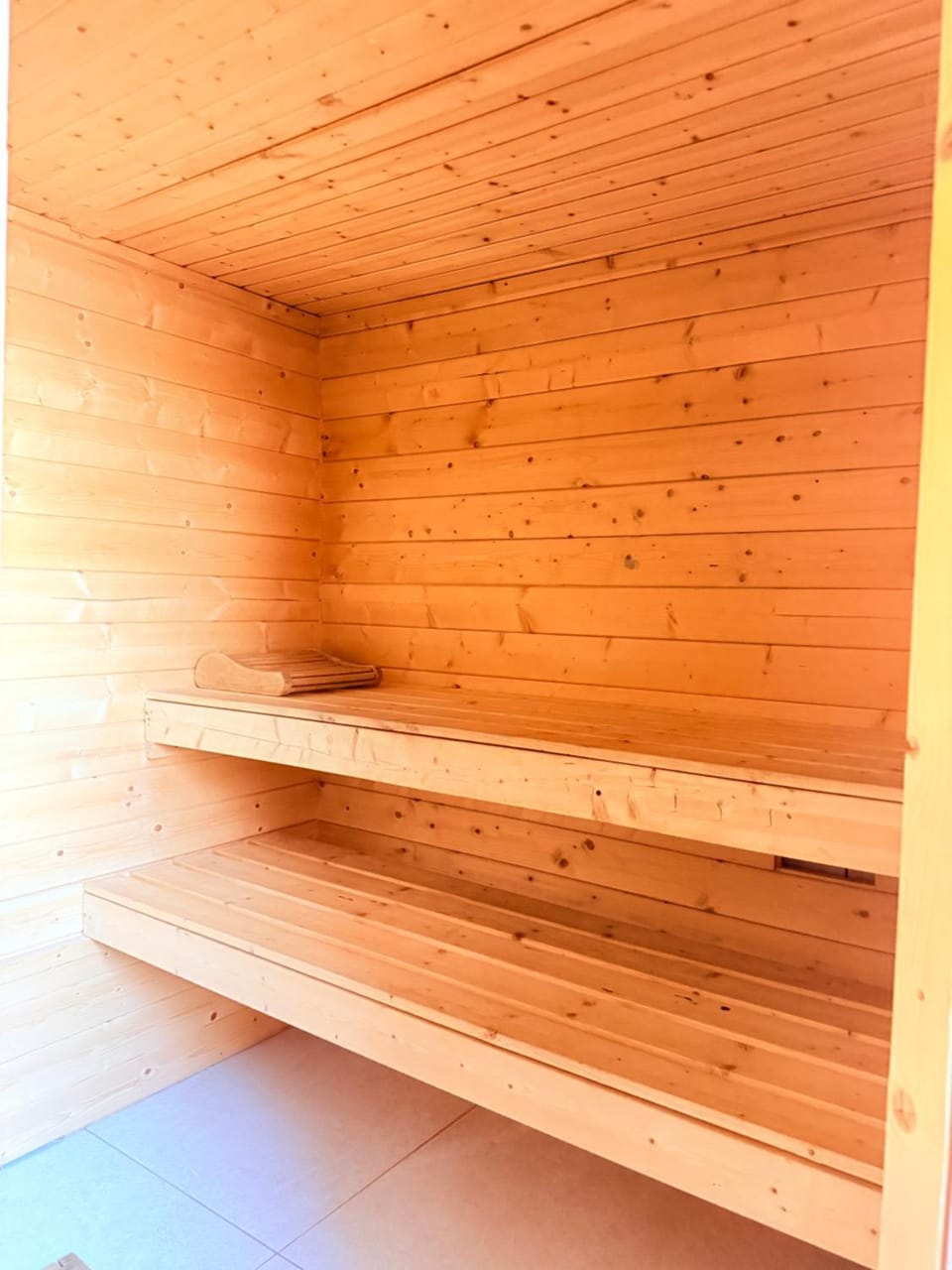 Maison privative SPA Jacuzzi Sauna Salle de jeux House in Grand Est