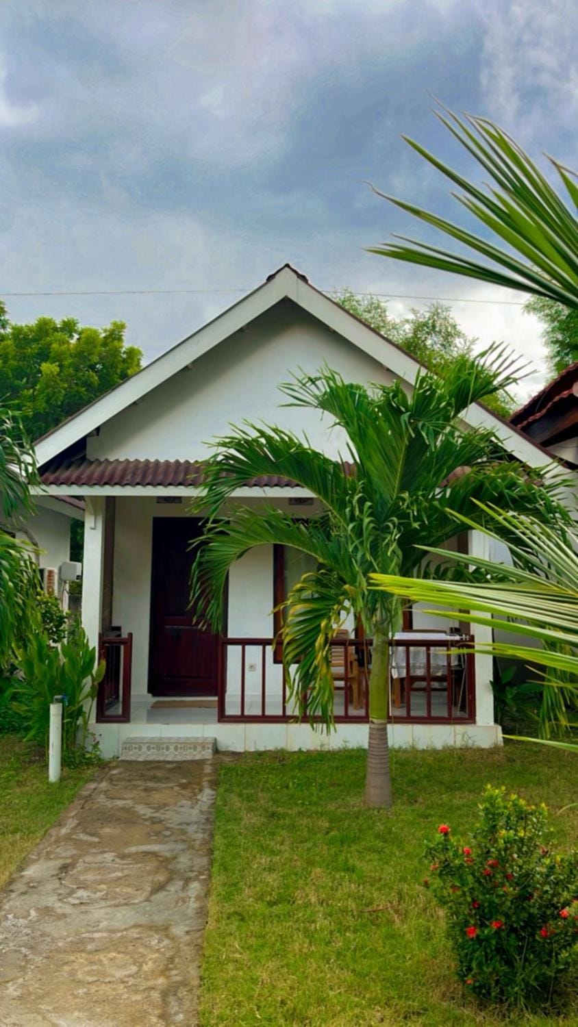 parida bungalow Bed and Breakfast in Pemenang