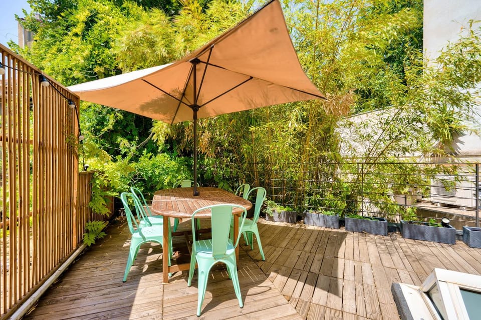 Patio, Spring, View (from property/room), Balcony/Terrace, Dining area, Garden view