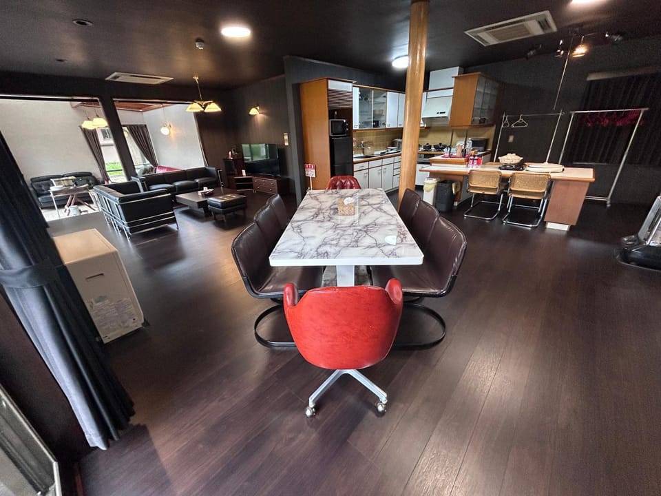 Living room, Dining area